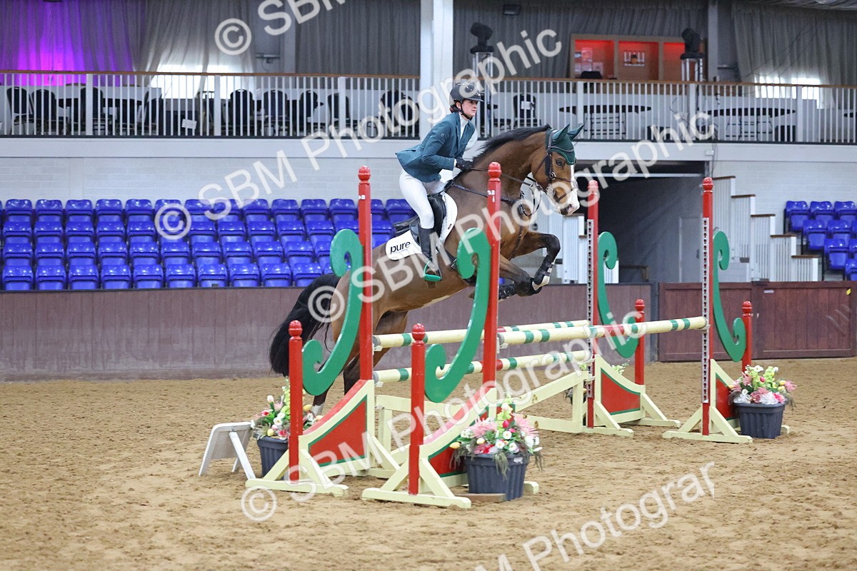 SBM_008635 - Class 21 - Nupafeed Supplements Senior Discovery/ 1m Open - First Round (1.00m)