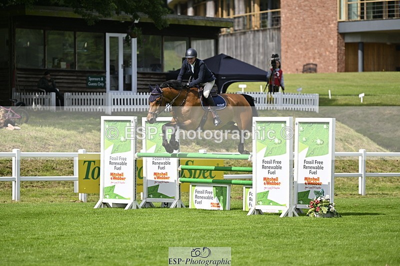 250613A-103003-00467 - Cls 1 Snr Newcomers and 1.10m Open