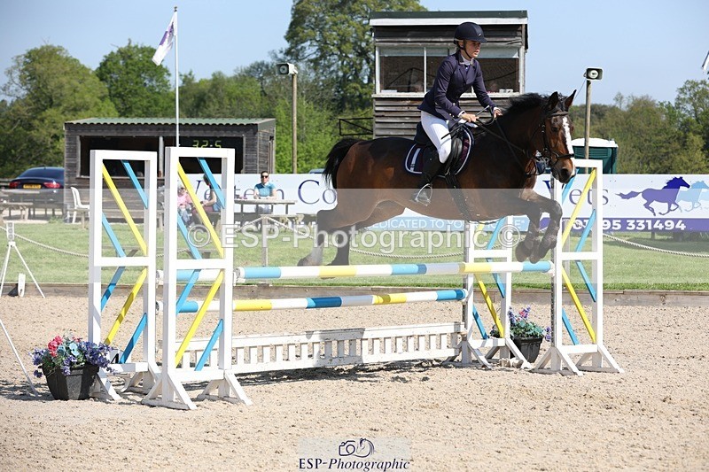 230513-102132-03792 - Cls 18 Snr 1.05m Open