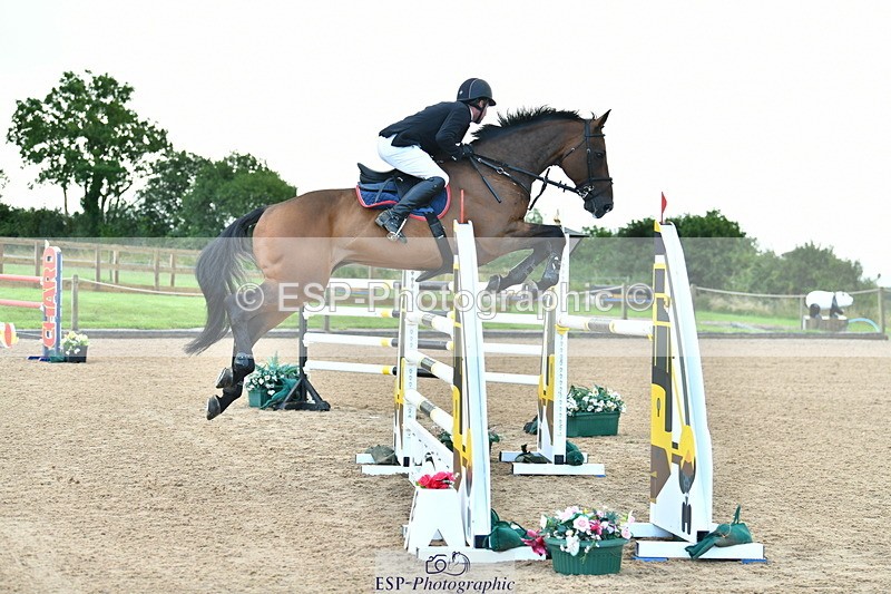 230723A-094241-10631 - Cls 4, 2 Star Small 1.30m