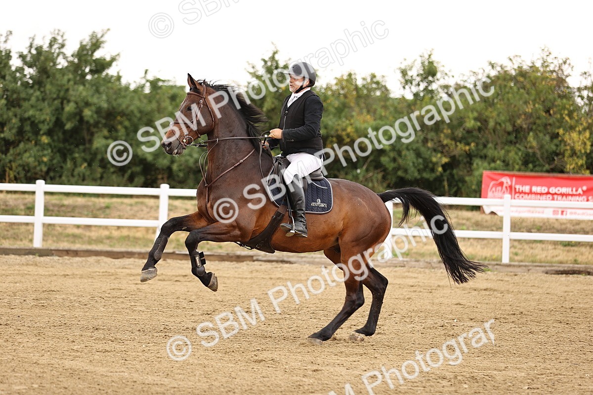 SBM_026435 - Class 12 - Amateur Championship Qualifier 1.05m