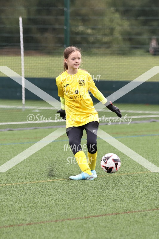 1DX31385 - Sat 6th U12 Girls