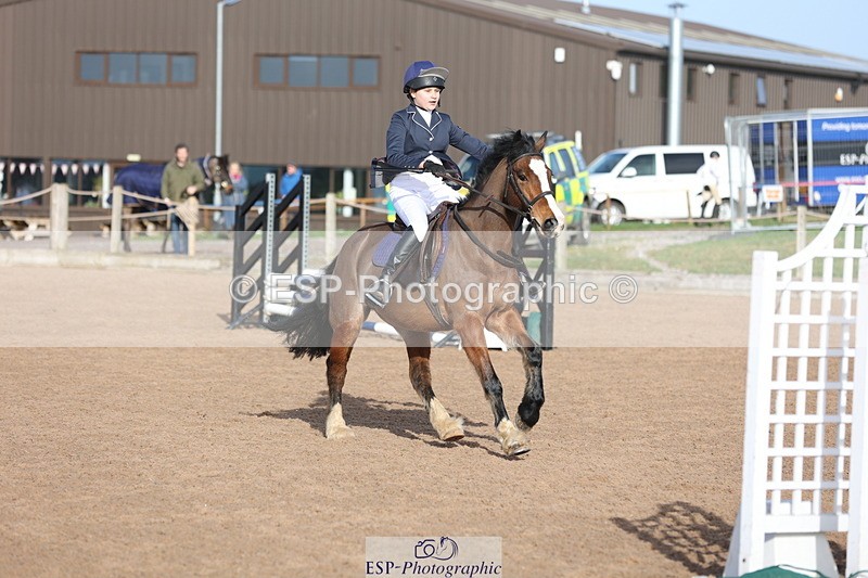 240210A-104722-00575 - Cls 17+18 Club and Schools 70cm