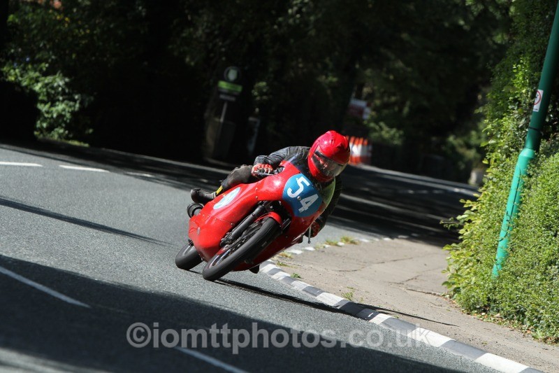 Robert Jones - Okells 350cc Classic TT