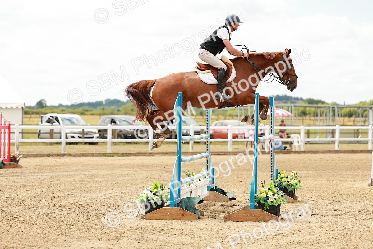 SBM_018277 - Class 21 - Senior Newcomers Championship 2d Rd