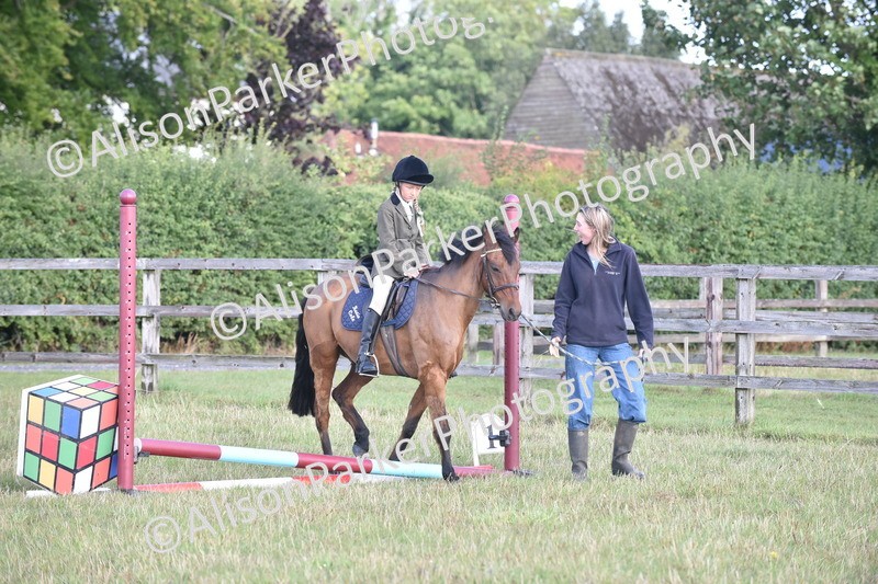 20250831-0272 - Class 6 - Minimus Jumping 30cm