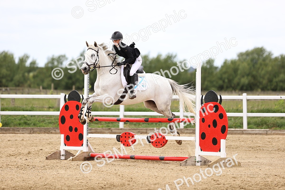 SBM_000026 - Class 3 - 90cm showjumping
