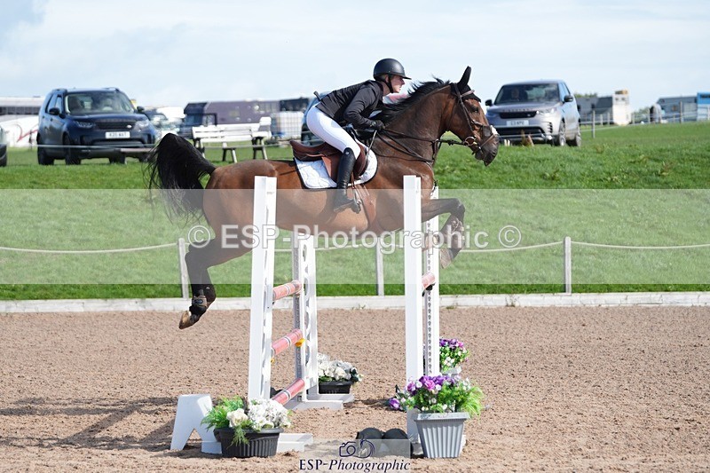 250913-105356-06270 - Cls 14 Snr Newcomers