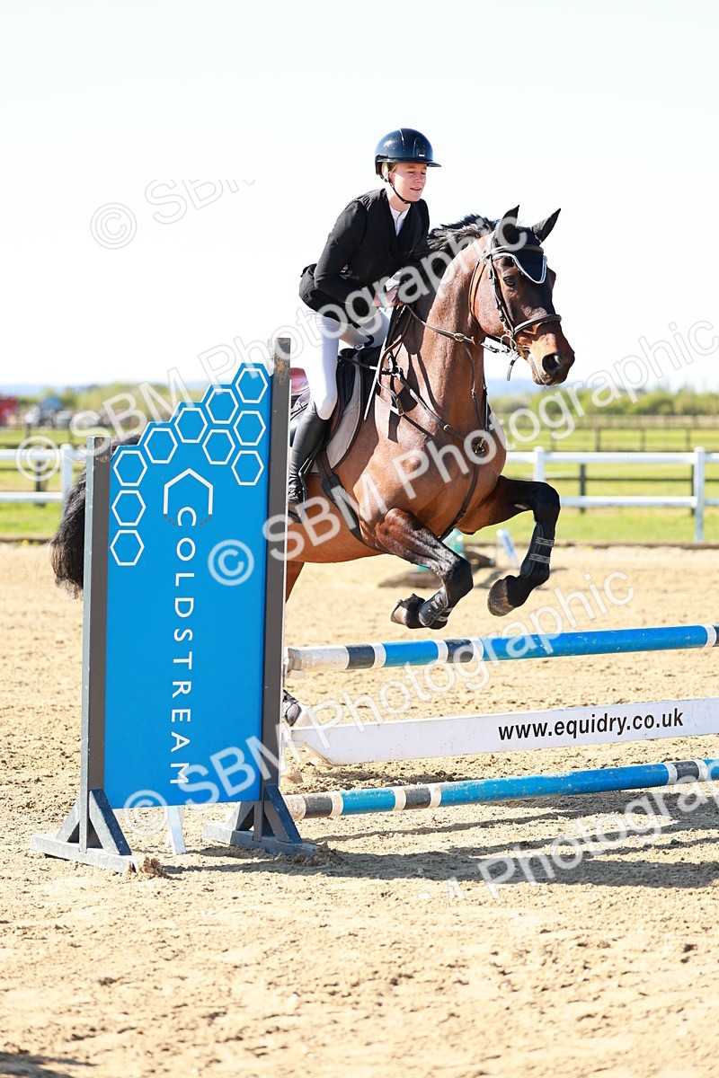 SBM_000587 - Class 1 - Clear Round