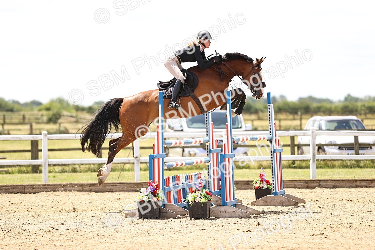 SBM_003632 - Class 22 - Senior Foxhunter 1.20m