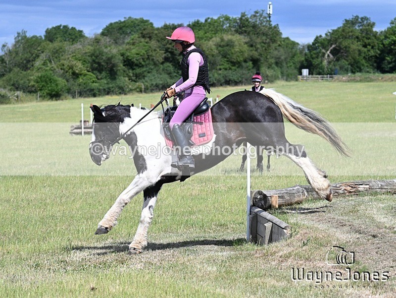 WJ7_9232 - Kellie Jade Ellie XC training with Kelly Harris 28-06-26