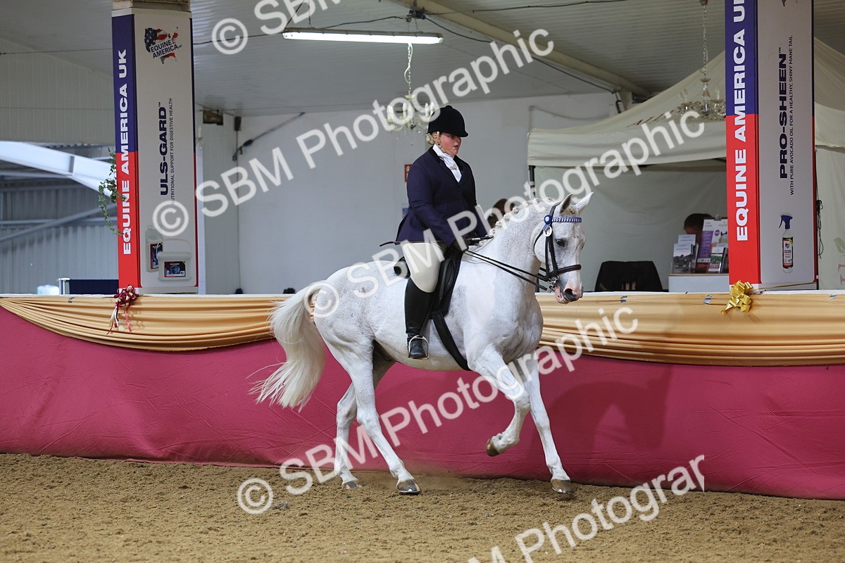 SBM_24534 - Class 906 - Supreme Final - Ridden Pre Vet