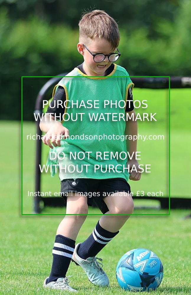 533A8317 - Kendal United Boys & Girls,Saturday minis (11/7/26)