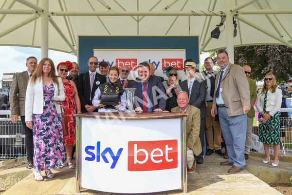 170523-Race 1-Scampi-0169 - Race 1 1.50pm Sky Bet Race To The Ebor Jorvik Handicap