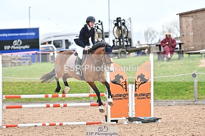 250414-112334-00486 - 90cm Round 1