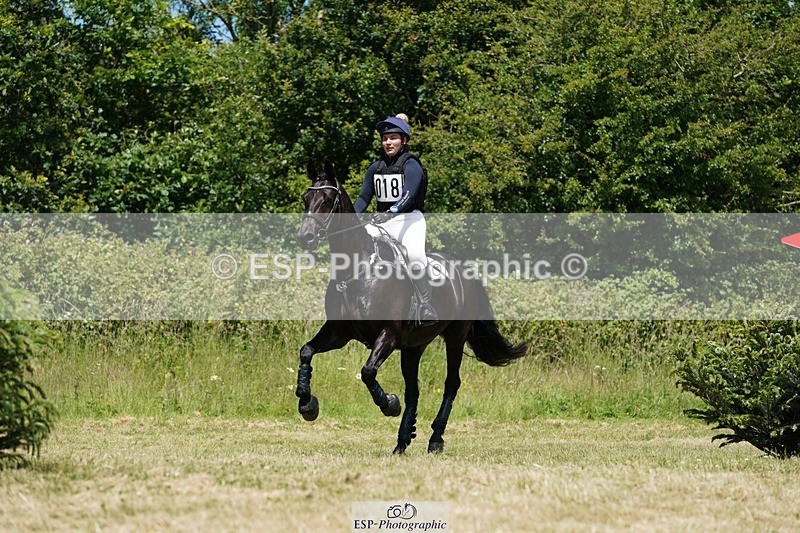 240629X-125044-2256 - 018-Annastasia_Cross-KENNDALE