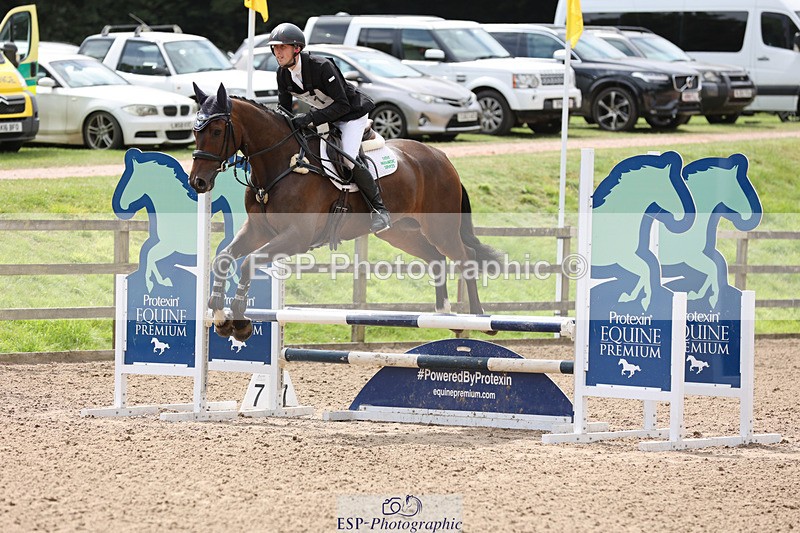 240804-140742-15656 - 611-Max_Forster-FLO_CORMINT