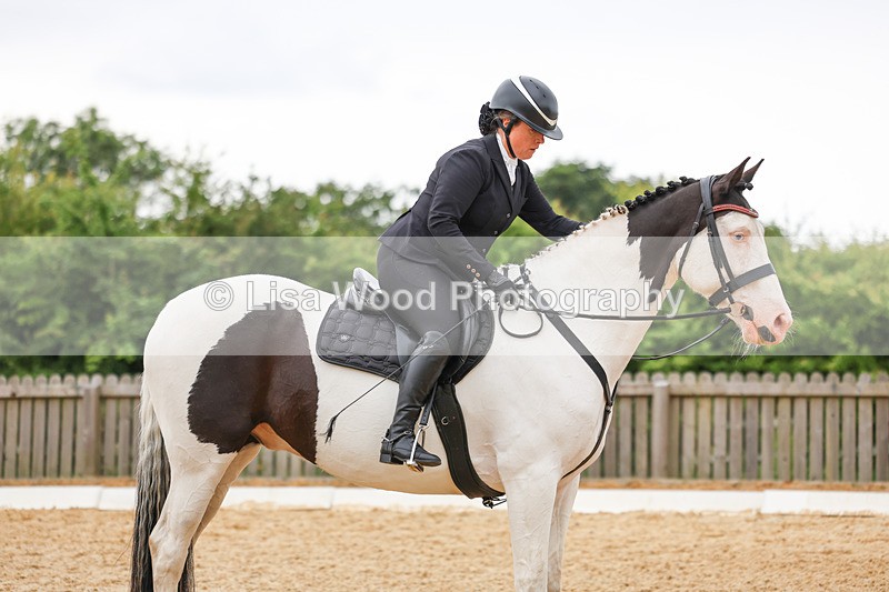 3E7A0857 - Class 6: Novice 1 2024 Section B