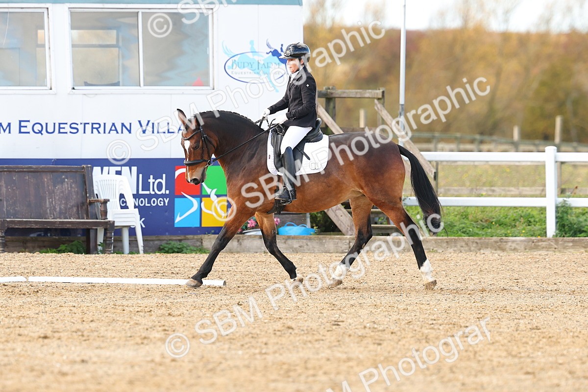 SBM_000879 - Novice 5