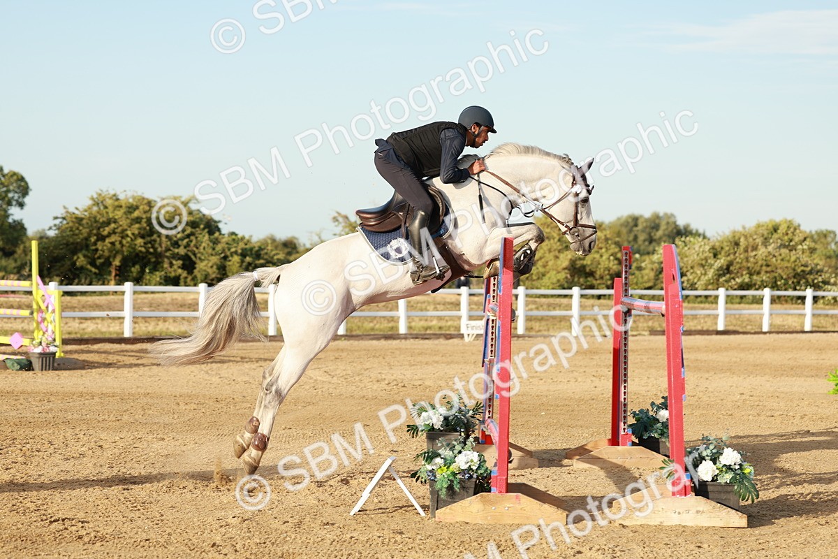 SBM_009088 - Class 6 - National 1.30m 1.40m Open Handicap