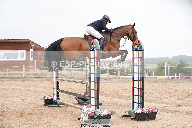 250718-105631-09844 - Cls 2, 3 Star Small Tour Break til End