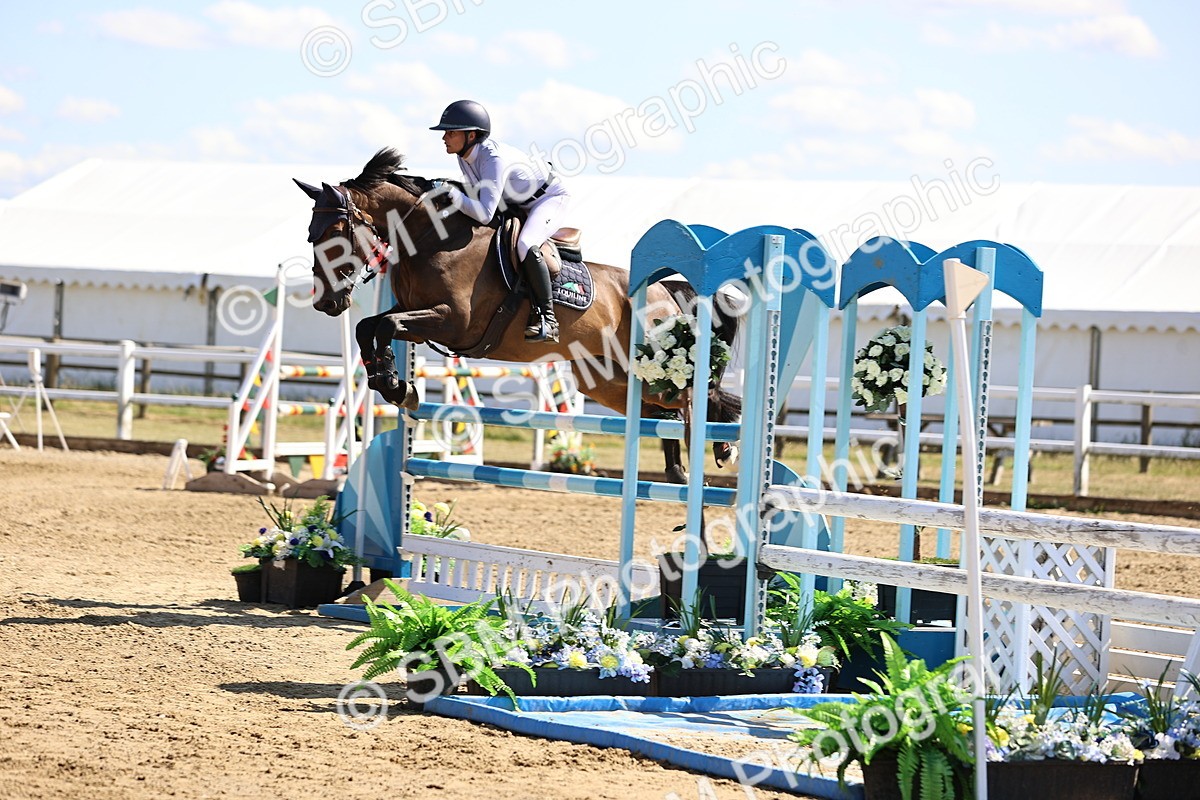 SBM_015396 - Class 16 - Senior foxhunter - 1.20m Open