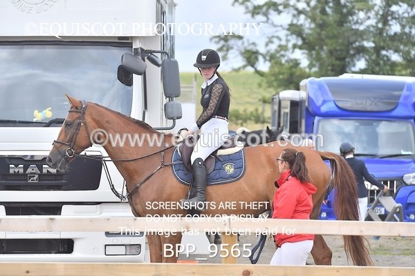 BPP_9565 - CLASS 8 Senior Foxhunter/ 1.20m Open
