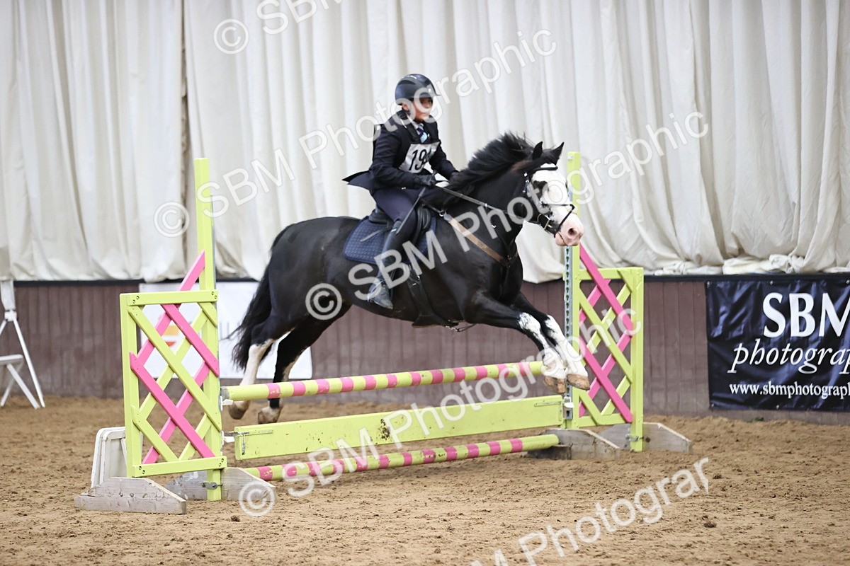 SBM_001606 - Class 5 - Henlow Veterinary Hospital 70cm