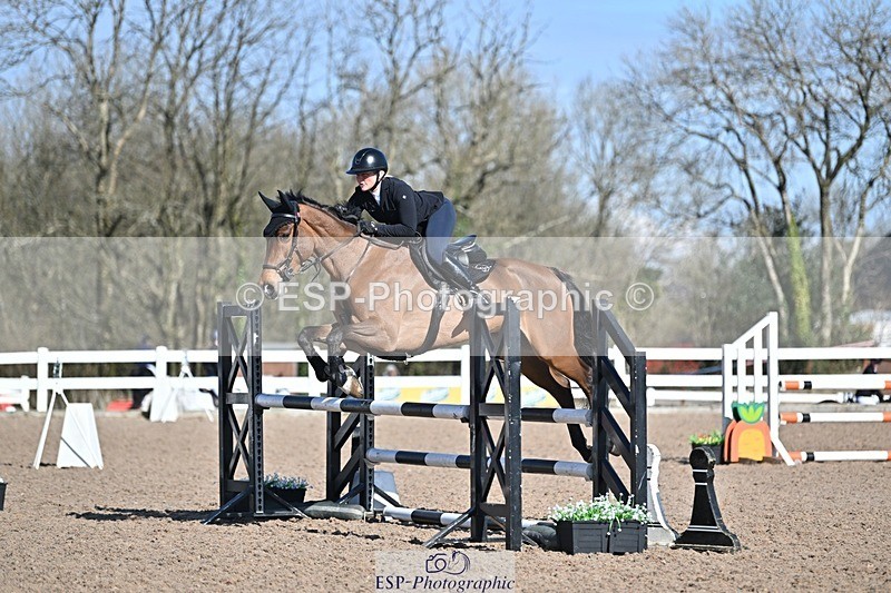250314-105641-00108 - Cls 2 British Novice and 90cm