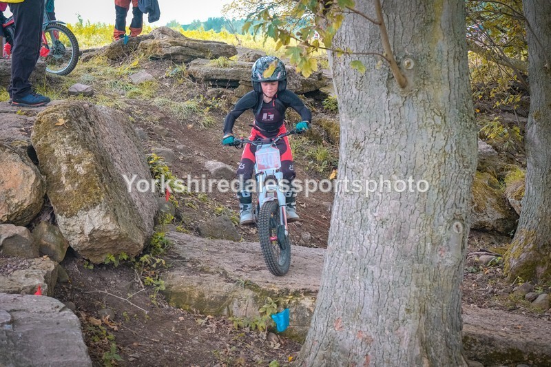 DSCF0421 - Ripon MC Trial 27/09- kids