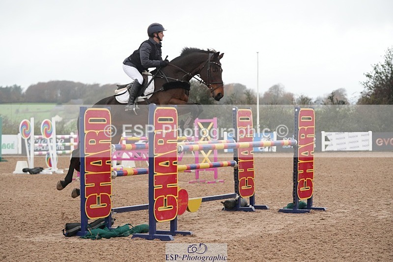 251107-130621-01070 - Cls 6 Foxhunter and 1.20m Open