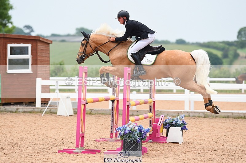 230610A-115314-03135 - Cls 24 95cm Amateur Qualifier
