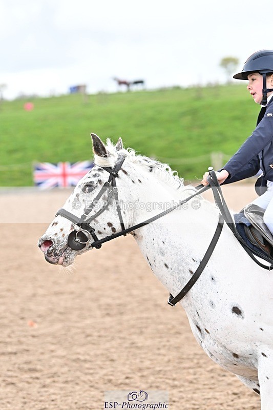 250414-105218-00281 - 80cm Round 1