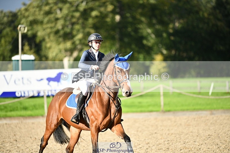 251004A-164319-02186 - Classes 10 & 11 80cm