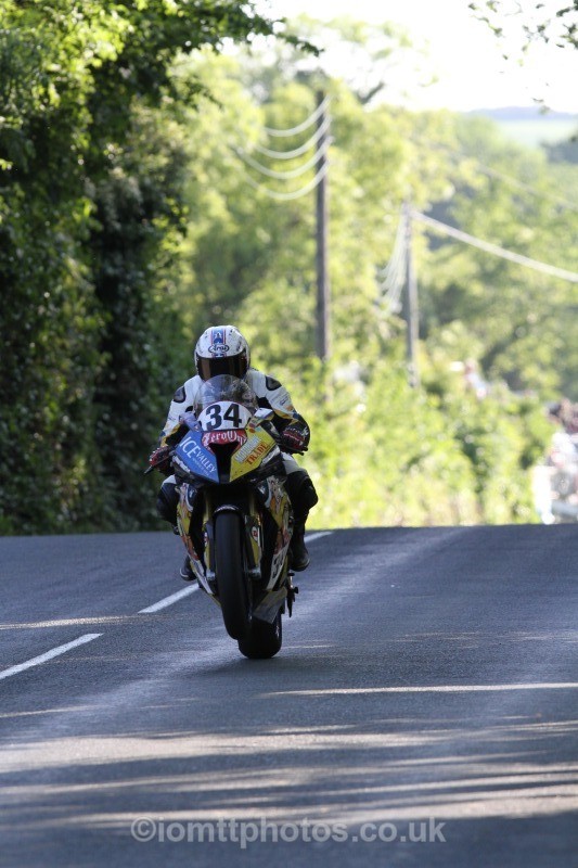 Paul Shoesmith BMW / Ice Valley by Motorsave Trade - Friday Practice - Solos