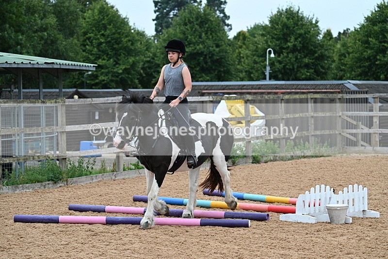 WJ7_7770 - Poles 10:00am