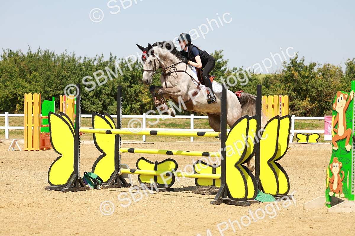SBM_002104 - Class 5 - Senior Foxhunter - 1.20m