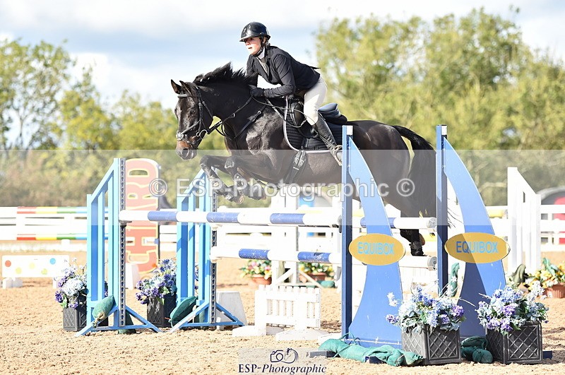 231014A-144238-05334 - Cls 15 1.05m Amateur Q 2nd R