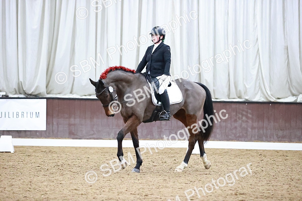 SBM_001708 - Class 9 - Novice 4