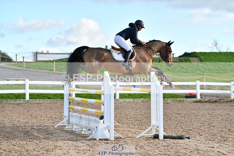 231110A-143326-00794 - Cls 6 Foxhunter & 1.20m Open