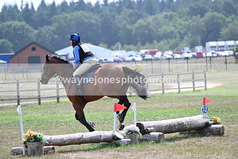 WJ7_2566 - XC Time 12:17 to 12:22