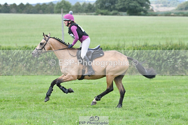 240804-162803-17401 - 619-Fiona_Lewis-BALLYANNY_BUTTONS