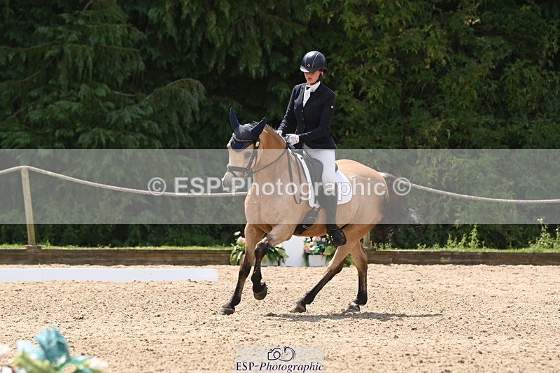 250719A-125717-05207 - 141-Chloe.Dunn-Towerhill.Shamie