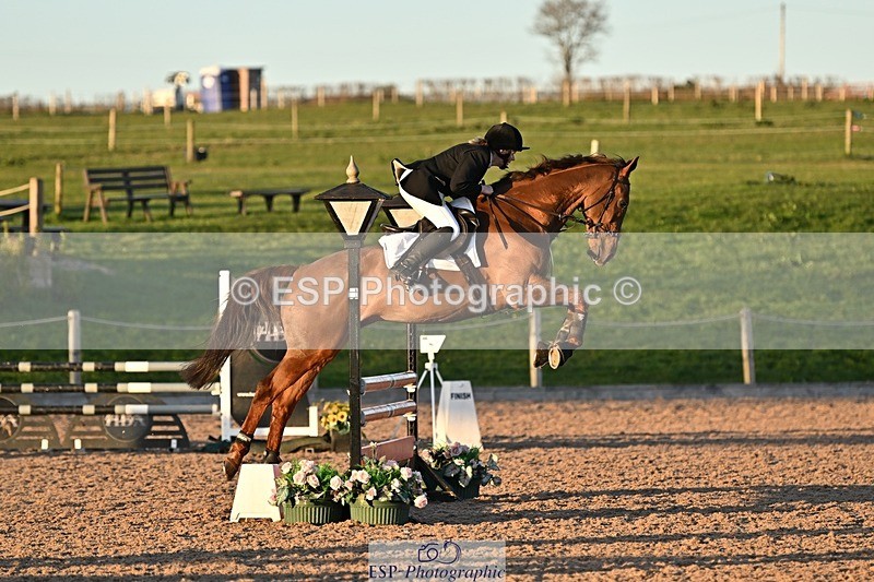 250401-190746-00894 - 90cm Classes