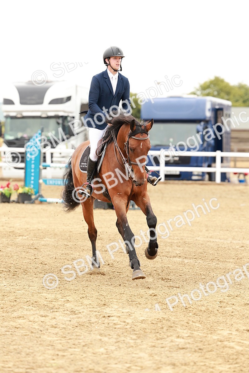 SBM_016661 - Class 20 - Senior Newcomers - 1.10m