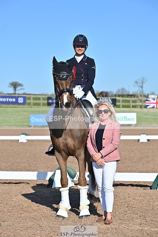 250405-153831-11812 - Cls 28 Young Riders Team