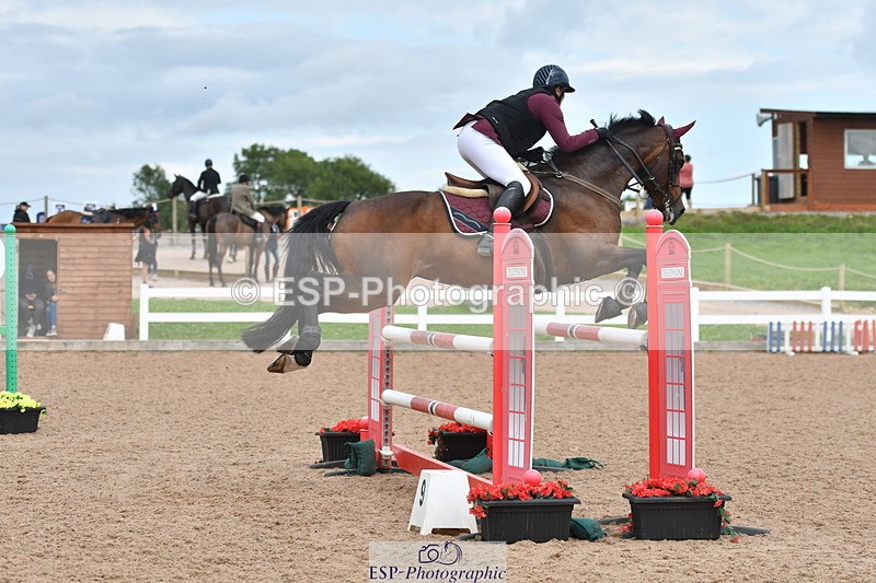 240727A-170010-06930 - Cls 25 1.10m Amateur Qualifier