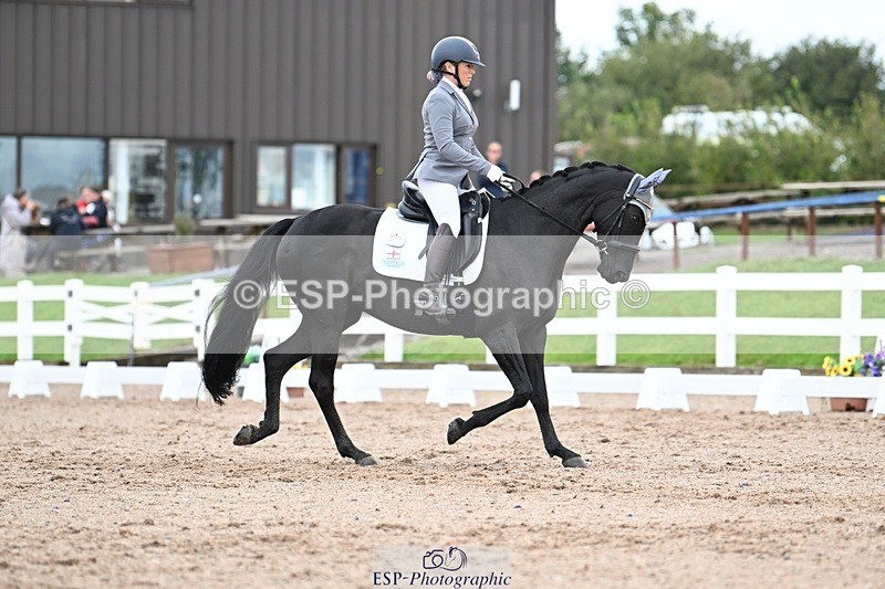 250907-120518-08191 - 011-Lee-Anne.PineMay.diamond