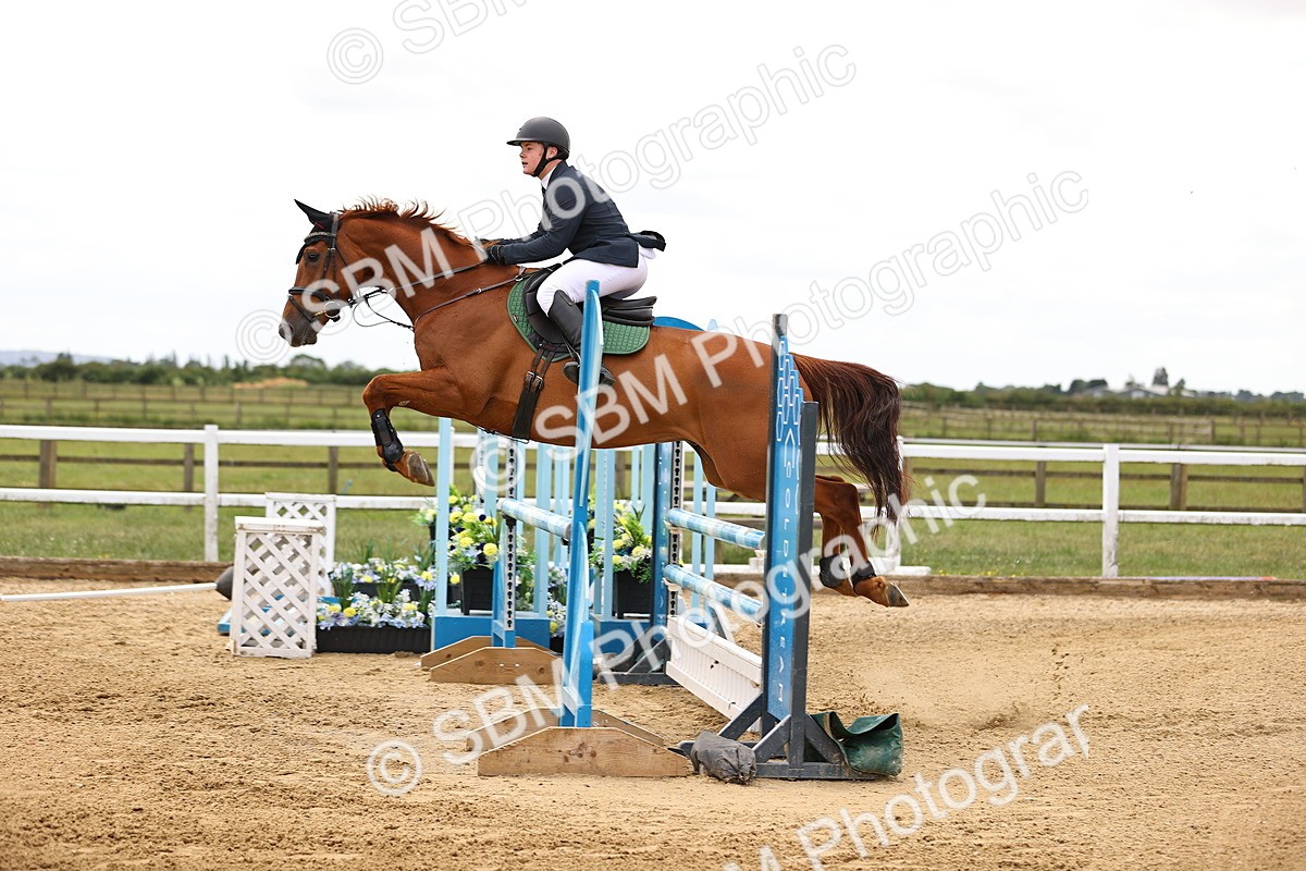 SBM_000483 - Class 4 - 1m showjumping