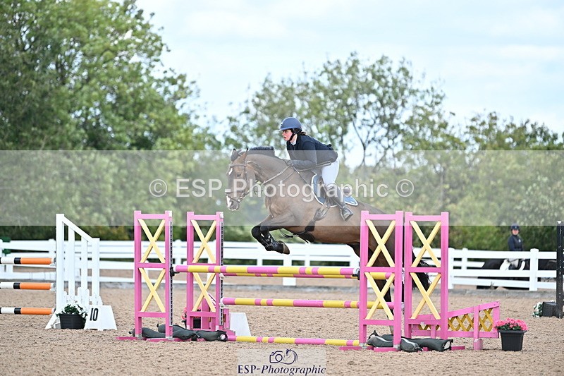 241005A-113238-03403 - SAT Cls 17 95cm Amateur Quali